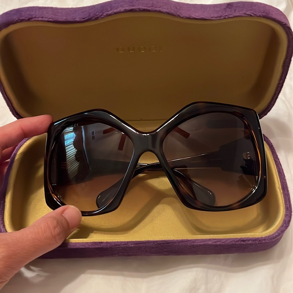Authentic Gucci sunglasses